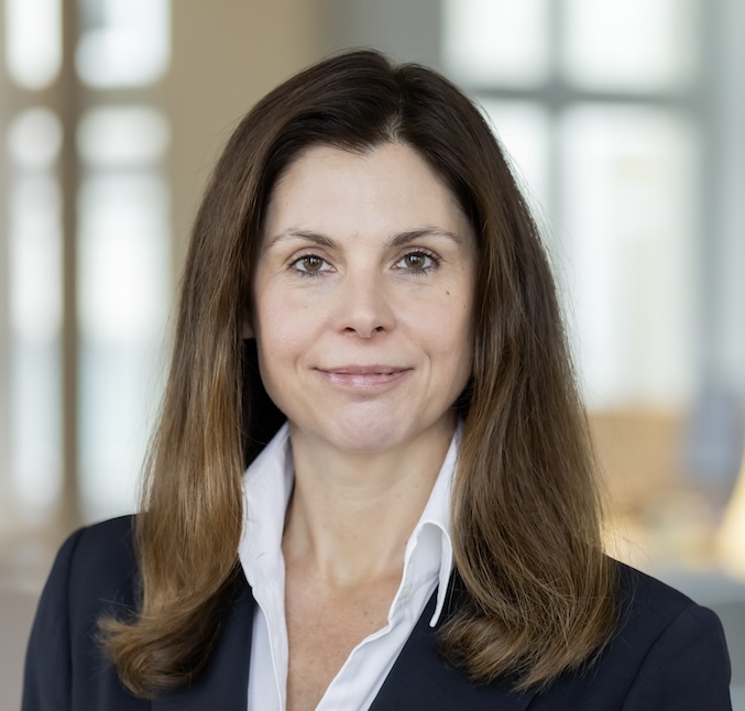 Dr. Nina von Borries | Marine Claims International Marine Claims ...